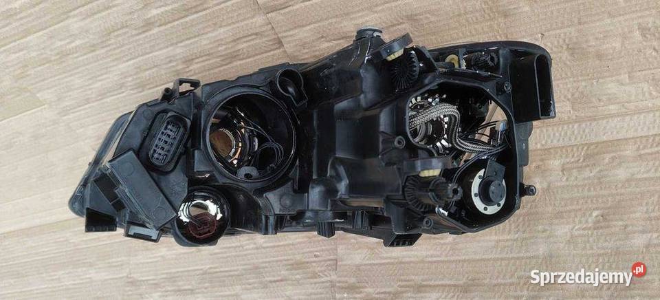 Lampa Przod Xenon Led Vw Polo V 6R 0916r Europa osobowe dolnośląskie sprzedam