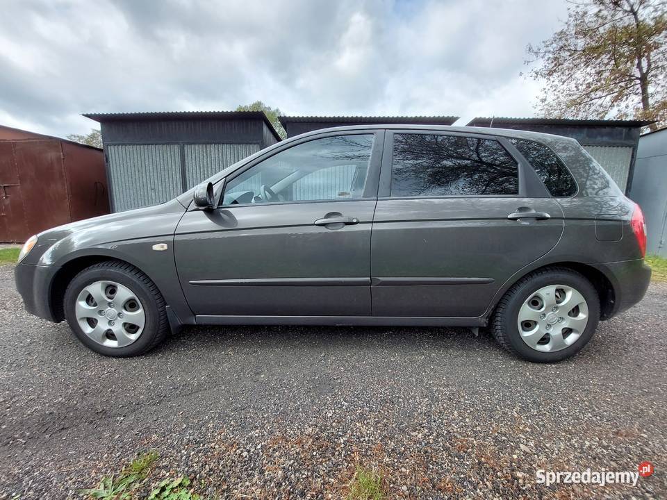 Kia Cerato I Hatchback 16 MPi 105 Rok produkcji 2006