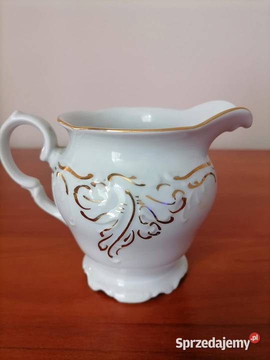 Mlecznik Biało Złoty Wawel PRL Porcelana i szkło Wałbrzych sprzedam