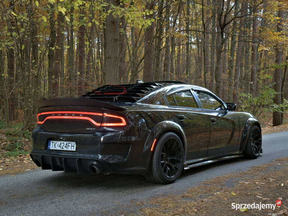 Dodge Charger RT 64 Scatpack widebody ambiente Kielce