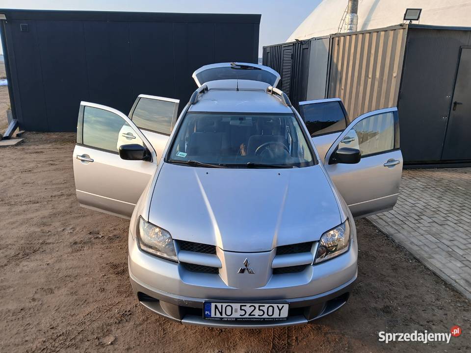 Mitsubishi Outlander I 20 I 16V 136 100KW 1997cm3 Olsztyn