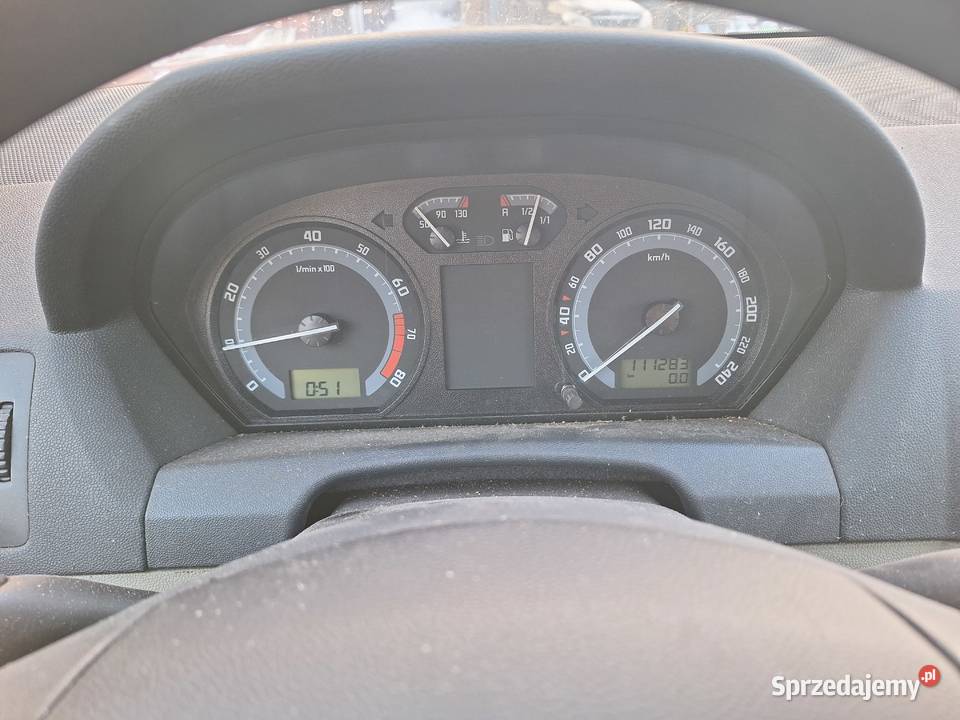 Skoda Fabia 14 mpi 111000 dziadka 1Właściciela