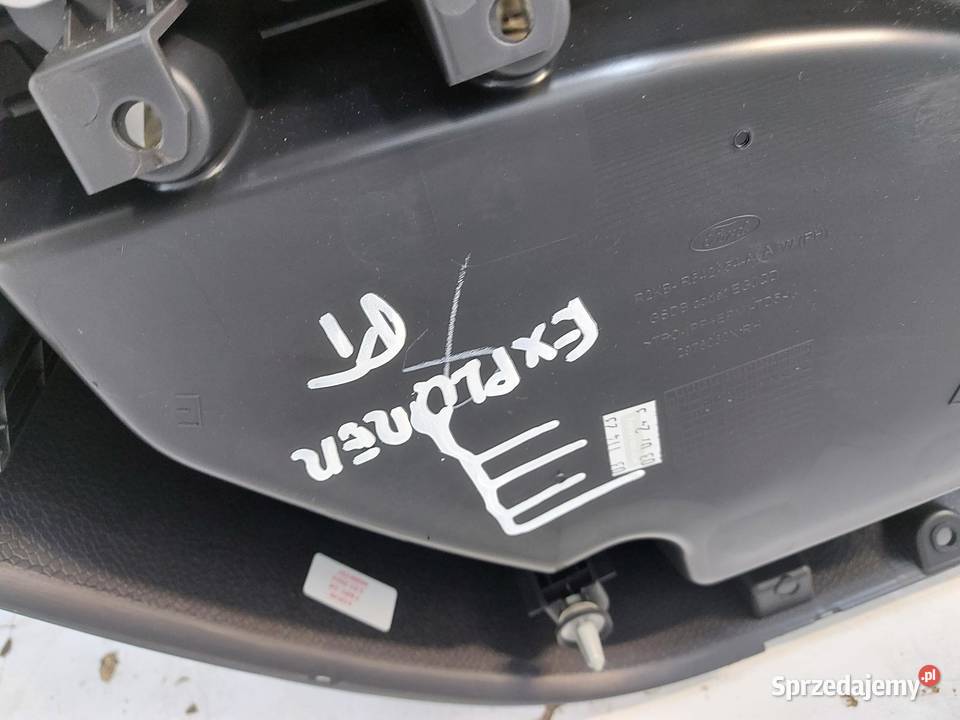 Ford Explorer VII R2KB TAPICERKA BOCZEK DRZWI osobowe dolnośląskie