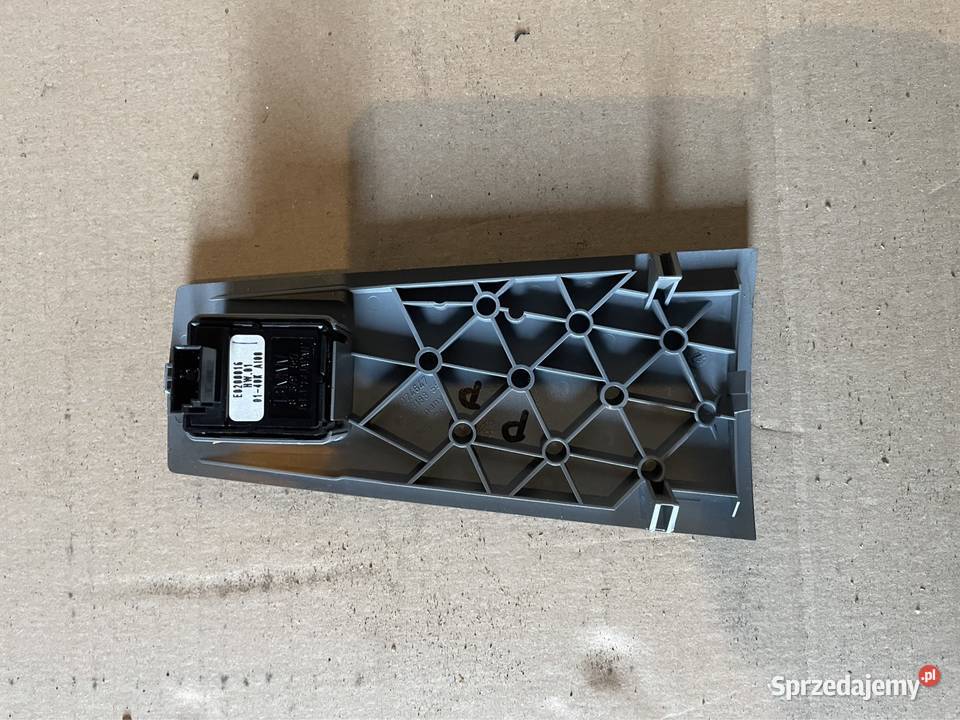 Przełącznik szyby prawy przód 7024647 bmw 7 e65 Szczecin
