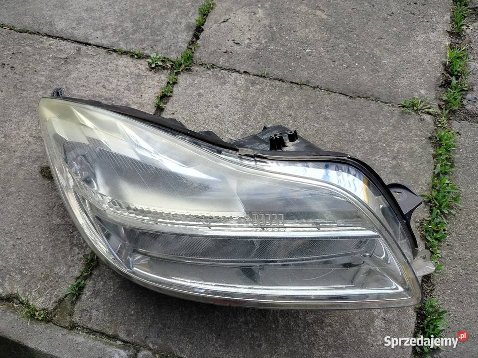 Lampa Opel Insignia prawa Europa Staszów