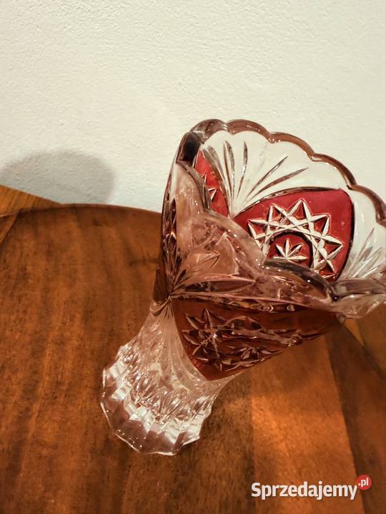 Śliczny kryształowy wazonik lubuskie