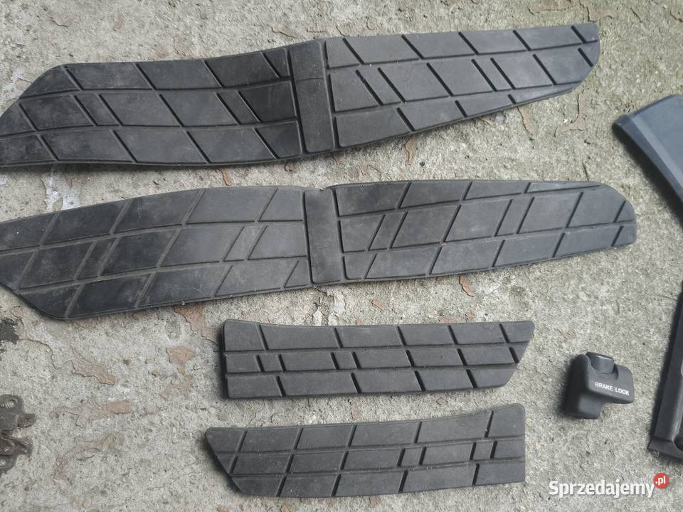 Suzuki burgmam an 400 dywaniki gumowe podkarpackie Dębica sprzedam