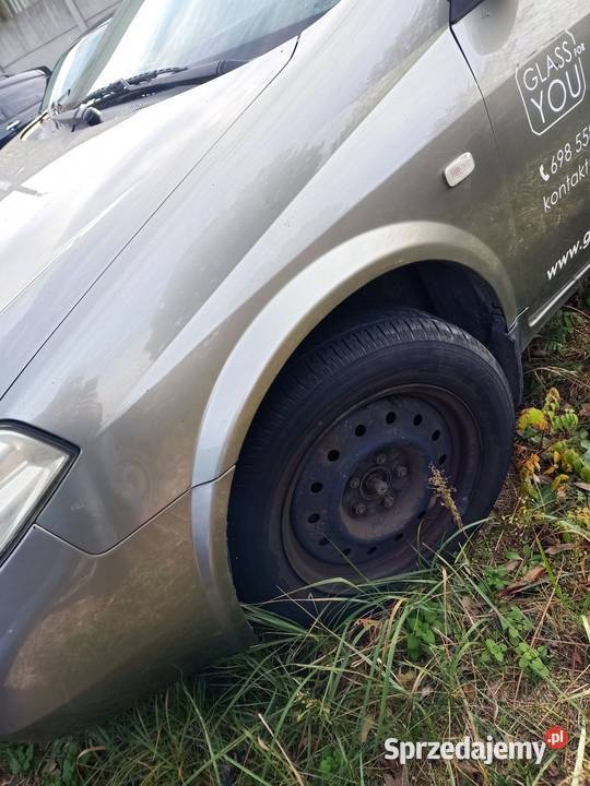 Błotnik lewy nissan primera P12 K30 G osobowe Szczecin
