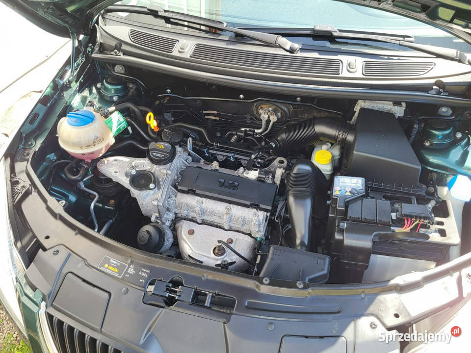 koda Fabia klimatempomatalusuper stanz Niemiec aluminiowe felgi Dąbrowa