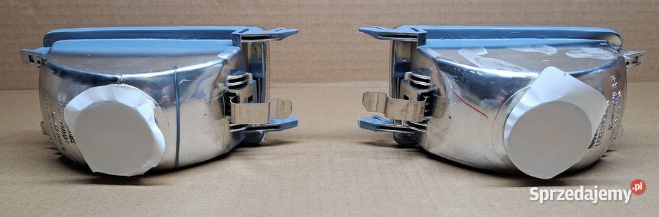 DEPO KIERUNKOWSKAZ LEWY PRAWY PRZÓD VW GOLF III