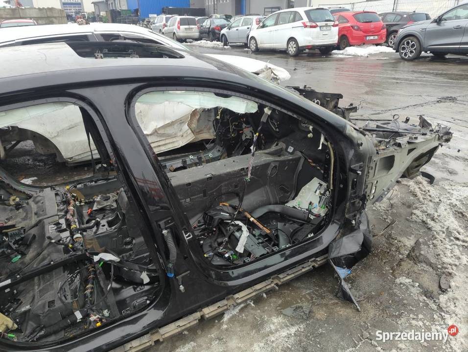 KAROSERIA ĆWIARTKA BŁOTNIK PRÓG DACH PODŁUŻNICA sprzedam