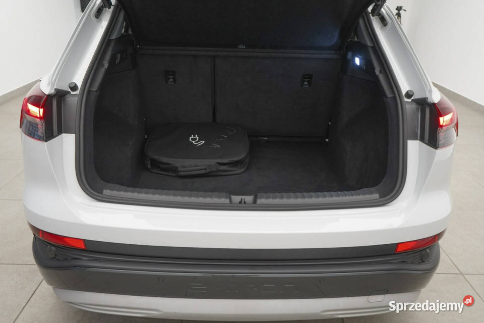 Audi Q4 40 etron 204 Virtual Kamera Matrix LED wspomaganie kierownicy Q4 Kielce