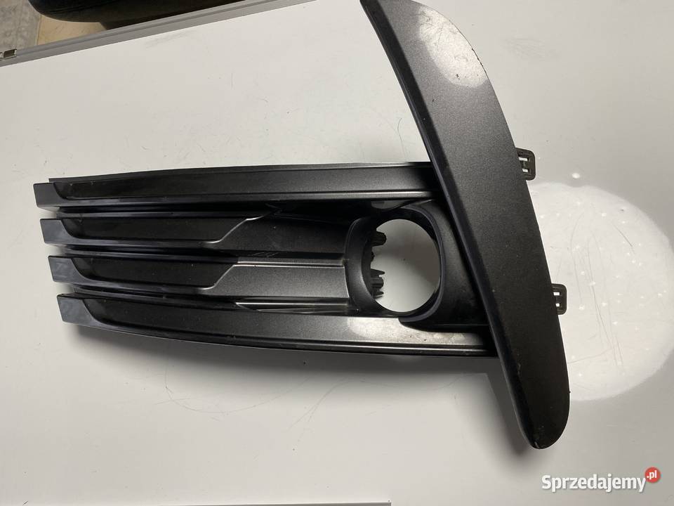 Toyota Corolla E16 E18 lift kratka zderzaka lewa Kozubszczyzna