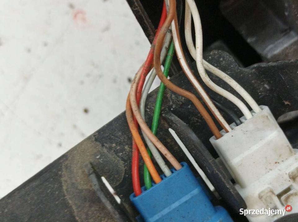 LUSTERKO PRAWE 10PIN 07R 031035 Iveco Stralis świętokrzyskie