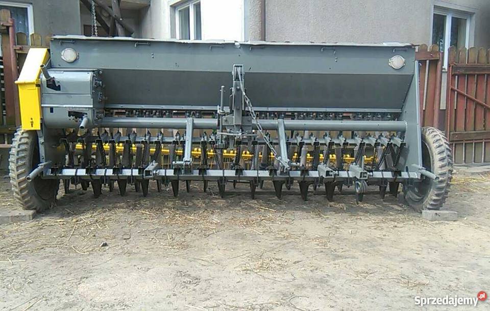 Siewnik zbożowy Poznaniak Radom