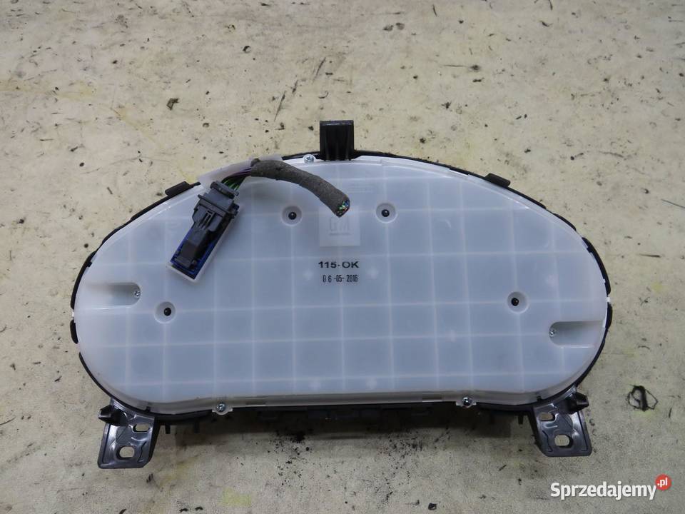 LICZNIK ZEGARY ZAFIRA C 16 CDTI 13460586 BA1V sprzedam