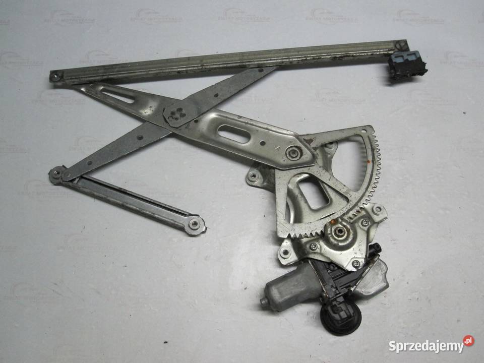 LEXUS IS II 06r podnośnik szyby lewy przód