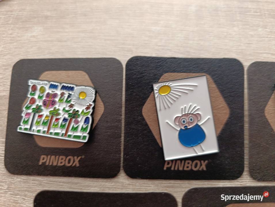 Emaliowane przypinki marki Pinbox Kwidzyn