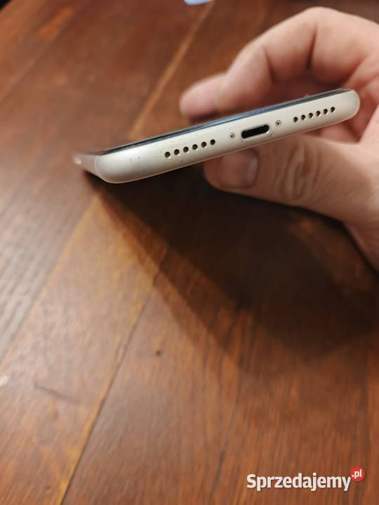 iPhone 11stan nigdy nie naprawiany Brodnica