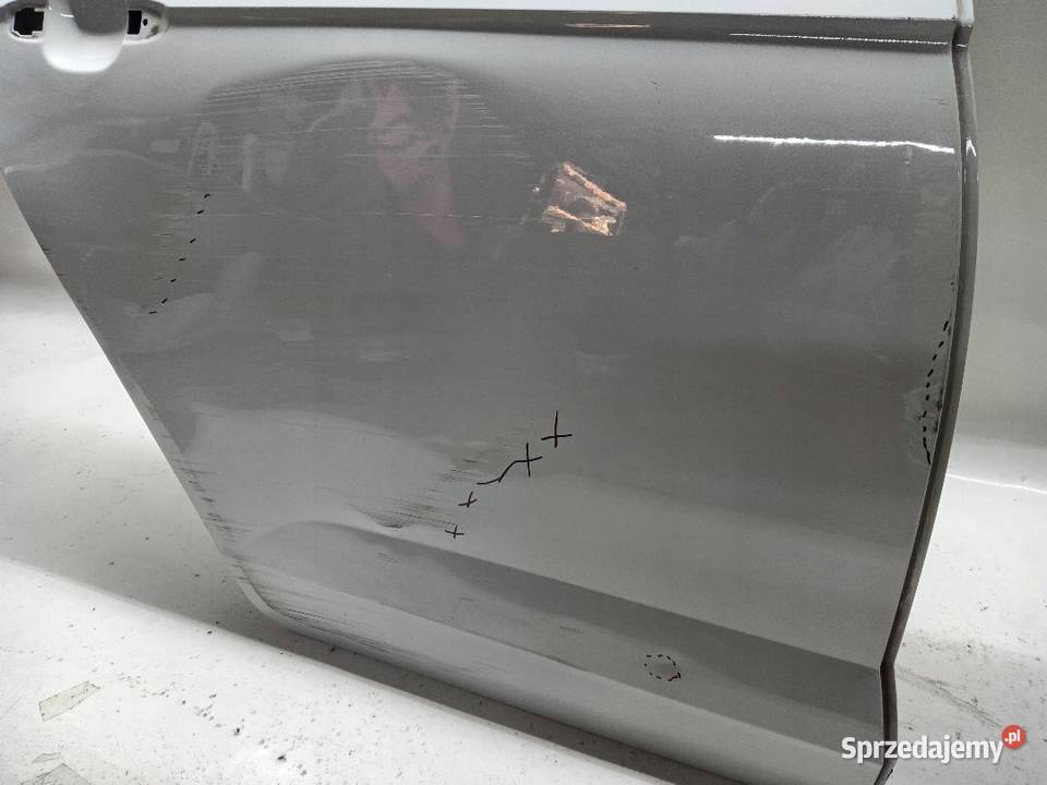 DRZWI PRAWE TYŁ TYLNE VW POLO 17 S833312