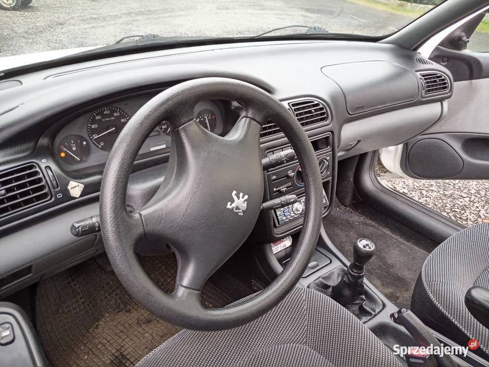 Peugeot 406 20 benzyna Rok produkcji 1998 Leśna