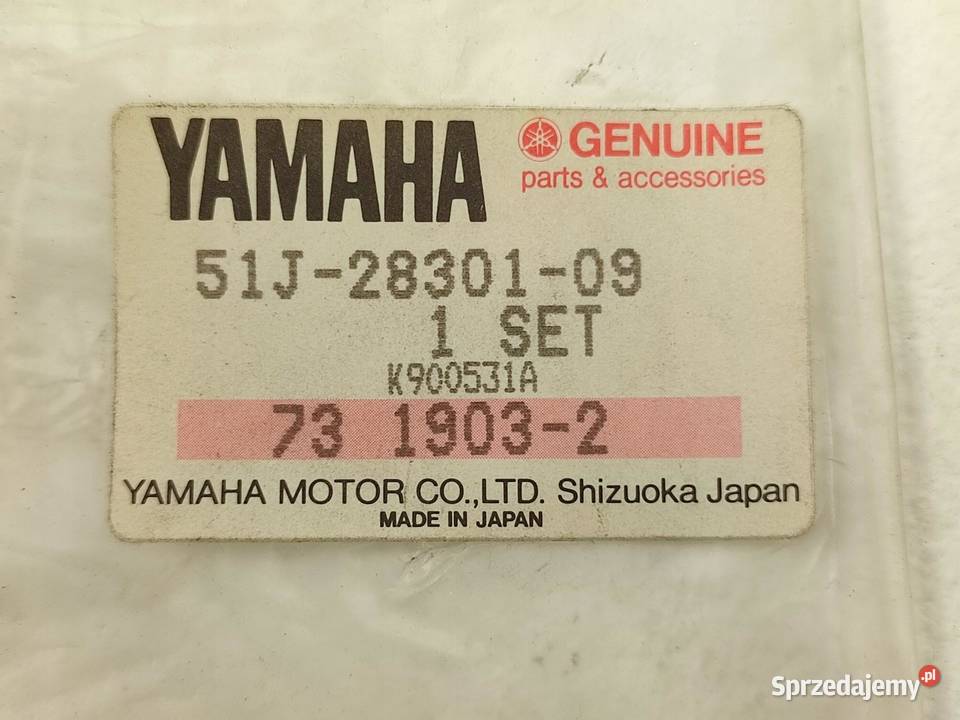 NAKLEJKA NA OWIEWKĘ POD CZACHĘ YAMAHA FJ600 1984