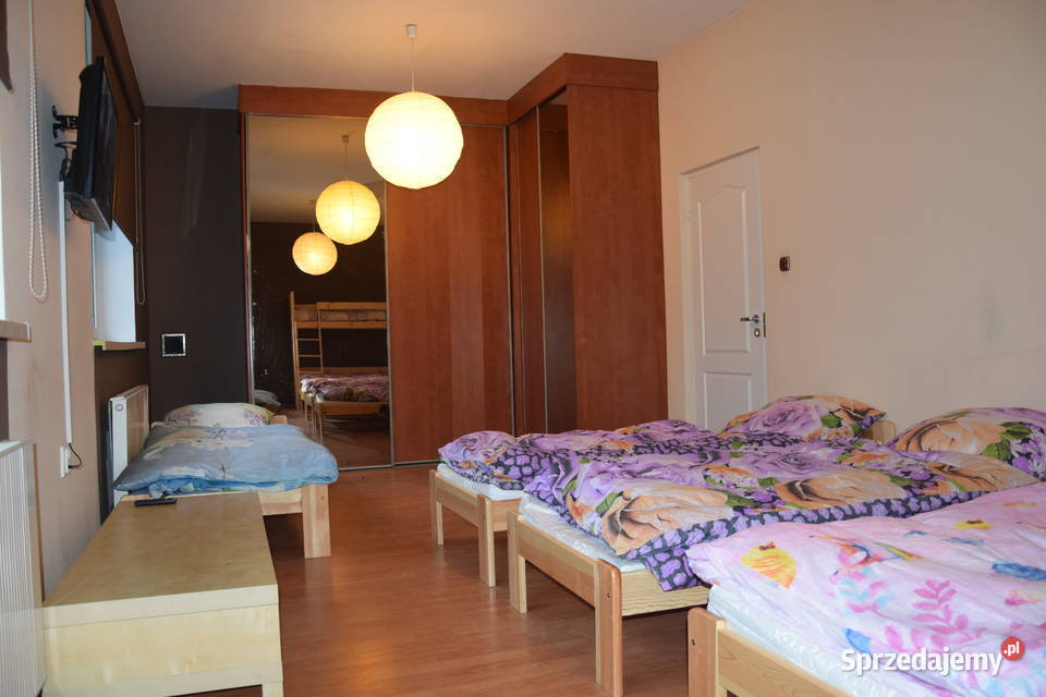 Kwatera domBędzinMałobądz do 36 osób 600m2 Będzin