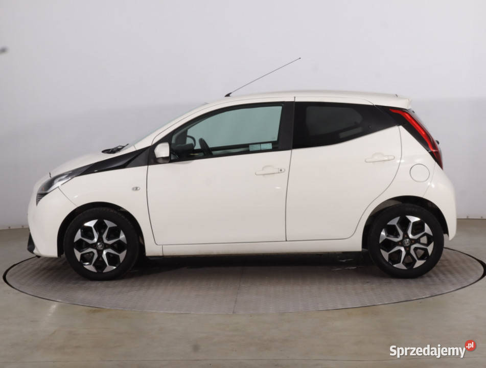 Toyota Aygo 10 VVTi bluetooth Piaseczno