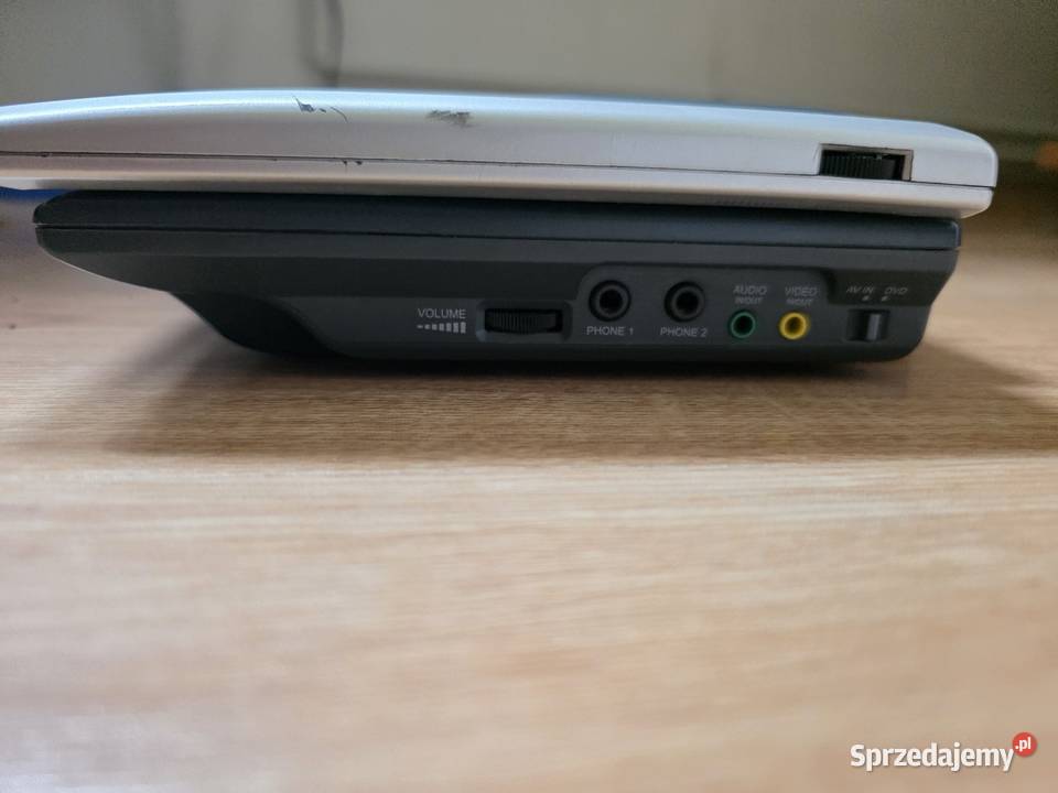 Przenośny odtwarzacz DVD LCD Nowodziel sprzedam