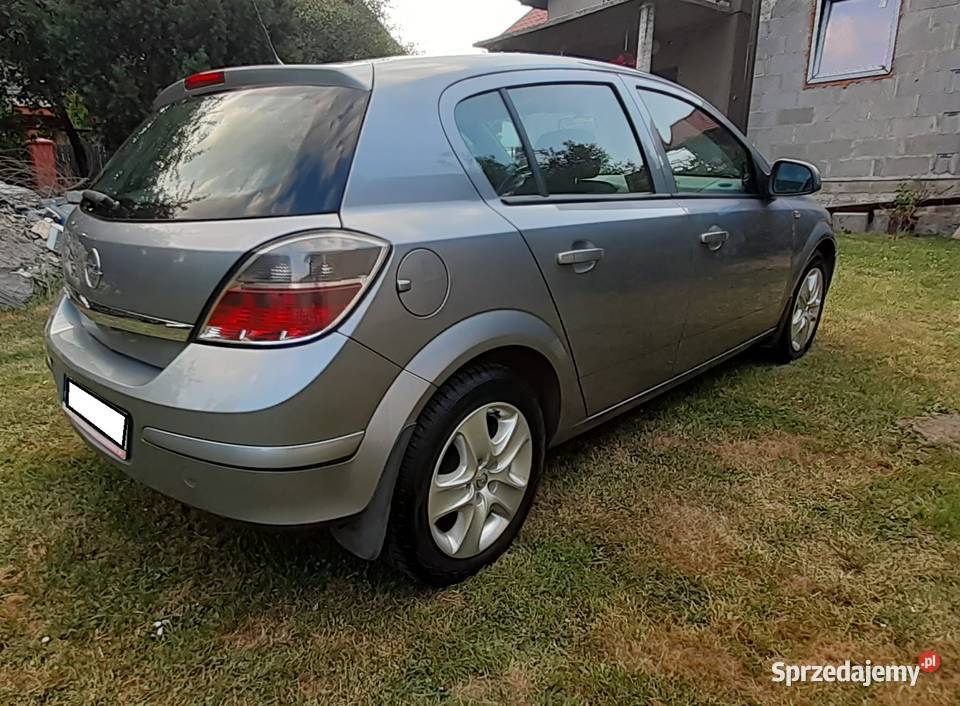 Opel Astra H 14 16v 90 2010 małopolskie Libiąż
