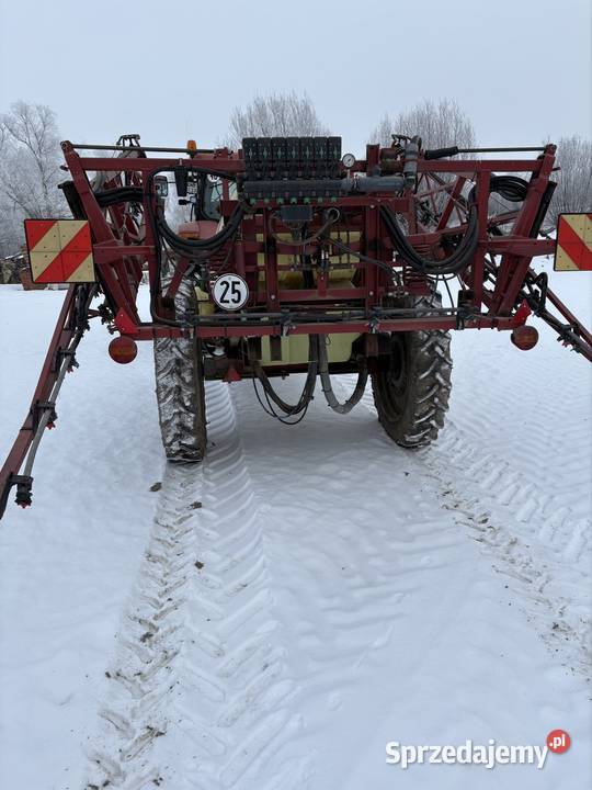 Opryskiwacz Hardi Ranger 2500 litrów 21 metrów