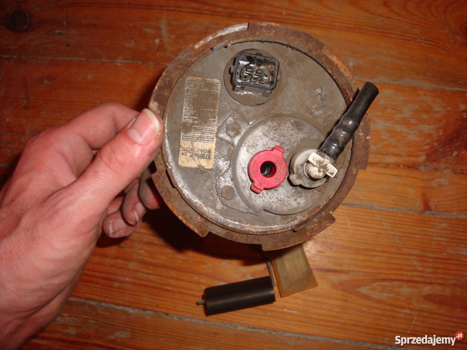 Ford Mondeo Mk2 16 pompa paliwa