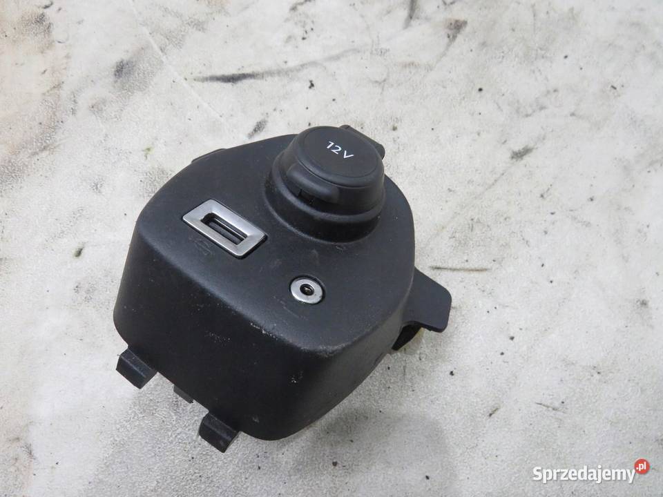 GNIAZDO USB AUX PEUGEOT 108 C1 II AYGO II