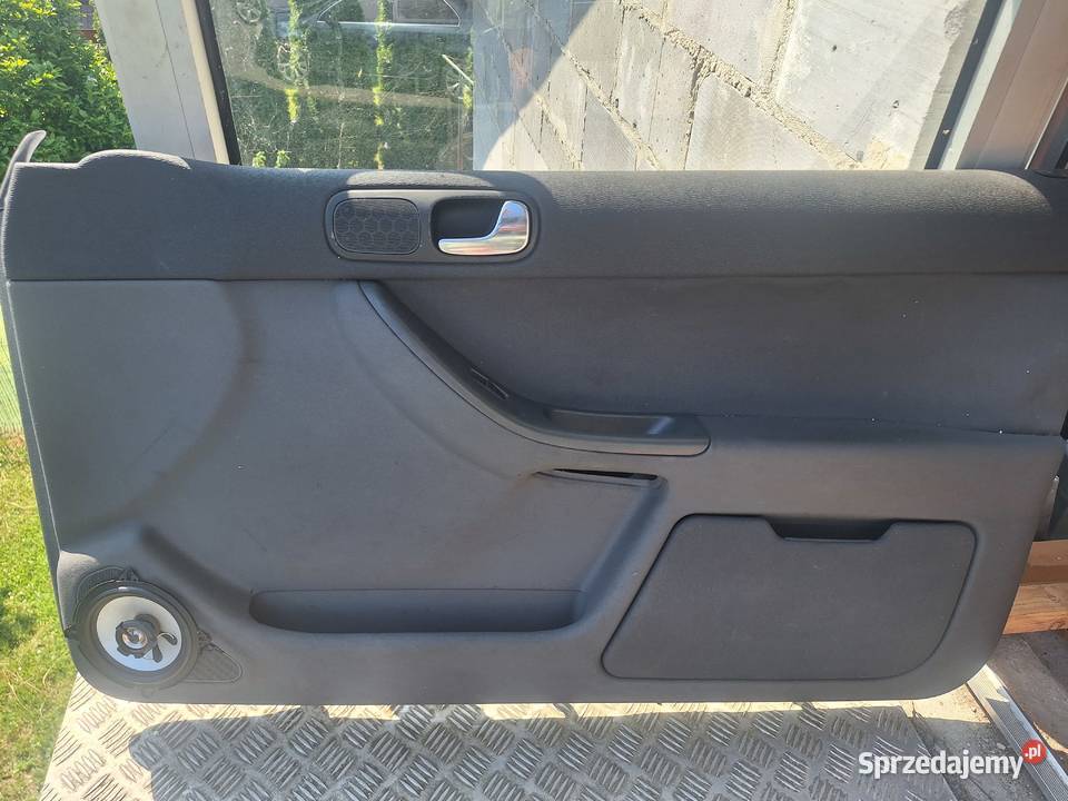 Boczki audi a3 8l