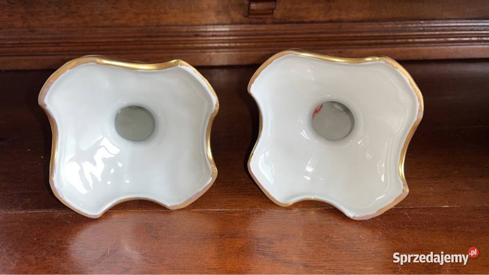 Świecznik z białej porcelany złocony Reliefy Nie pomorskie