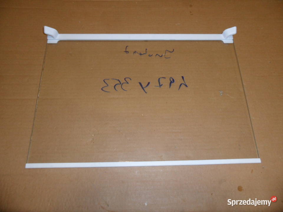 polka lodowki indesit