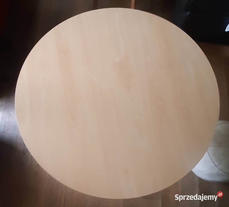 Okrąg Stół średnica 80 wysokość 705 i dwa warmińsko-mazurskie Morąg sprzedam