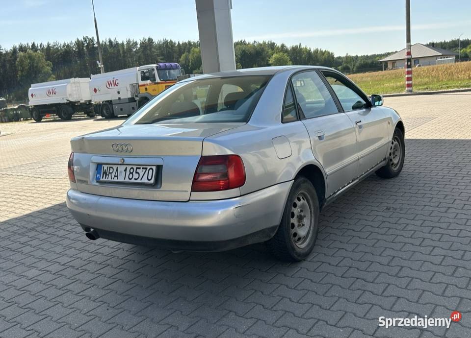 Audi a4 b5 18 1999r jezdzi