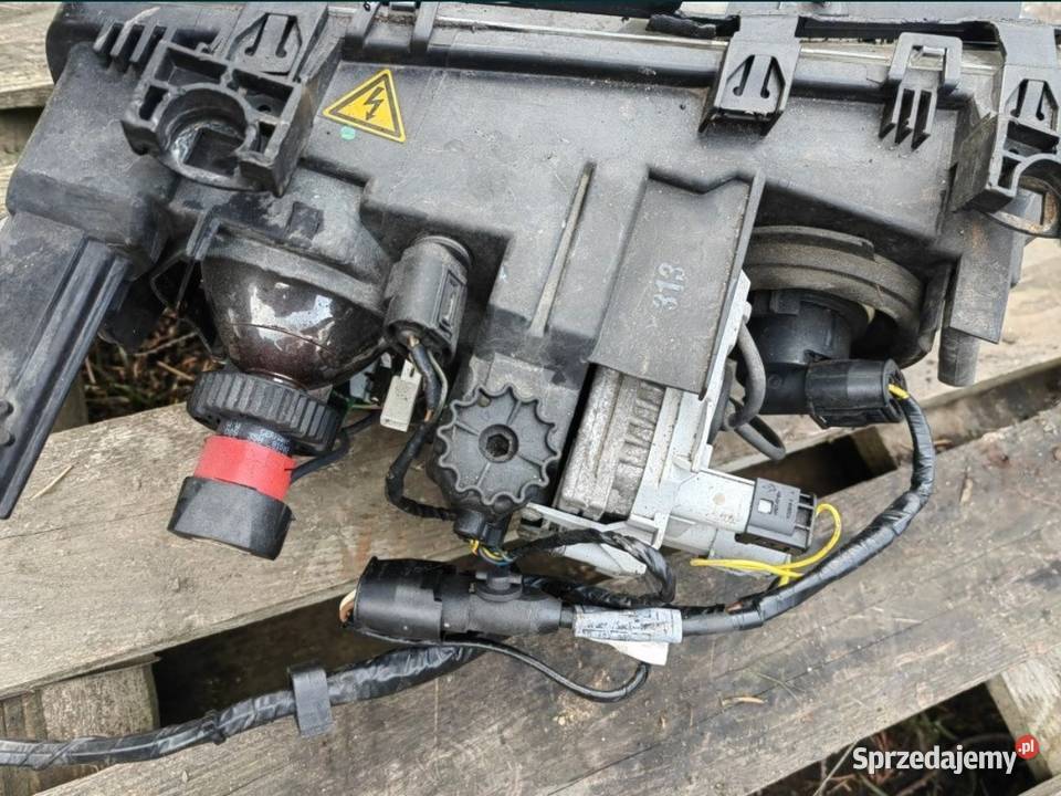 Lampy przednie przód BMW E46 Compact Xenon Lampy przednie Żory sprzedam