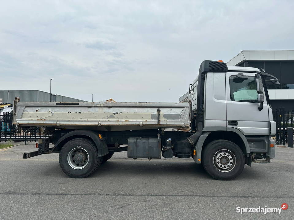 Wywrotka 3 osiowa 4x2 Merceded nie mazowieckie Warszawa