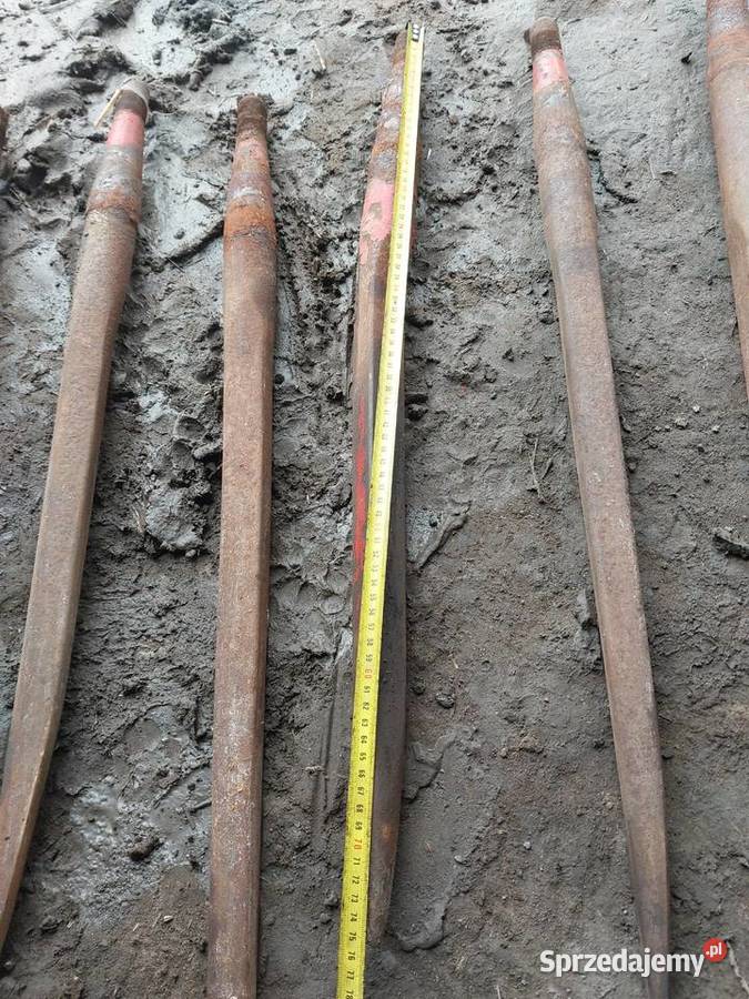 Zaczep mtz Szpilki uchwyty do ładowarki nieuszkodzony Wychny sprzedam