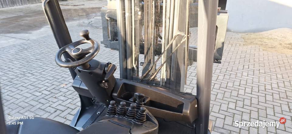 Linde H25 stan IDEALNY Triplex 2018r Irządze