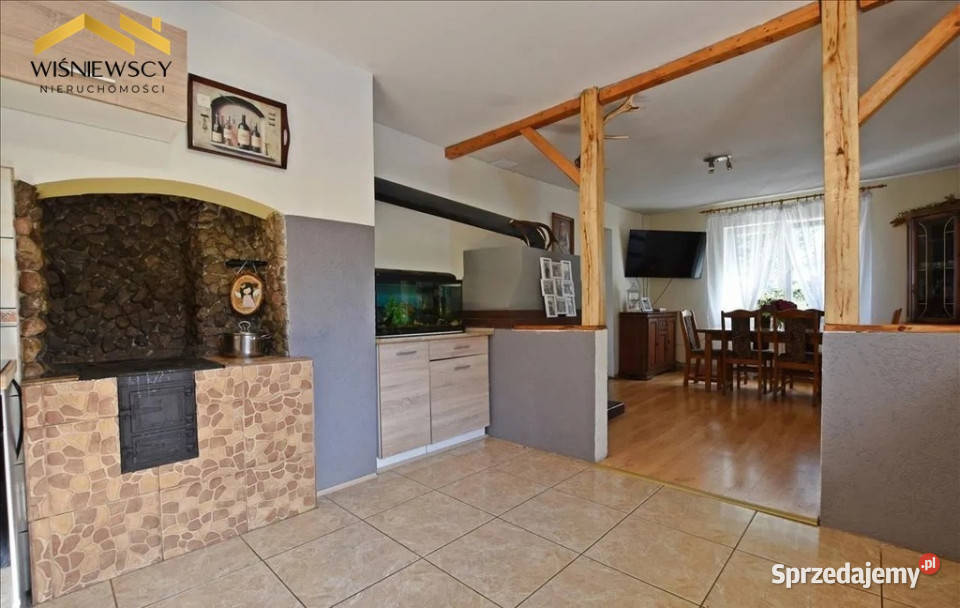 Siedlisko pod lasem na Warmii 26 ha Rok budowy 1930 Zakrzewiec