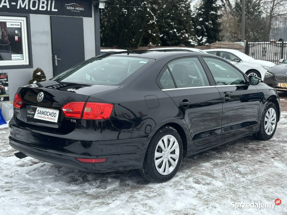 Volkswagen Jetta Salon Polska Gwarancja Super Zarejestrowany w Polsce Sade Budy sprzedam