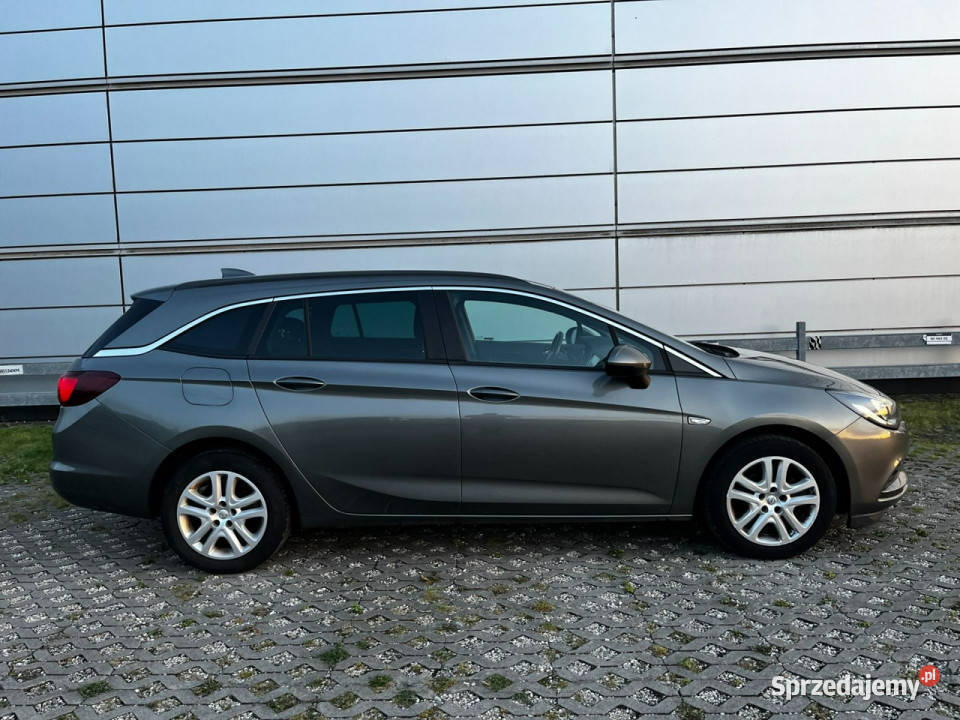 Opel Astra 10 Turbo bezwypadkowy FVAT przyciemniane szyby