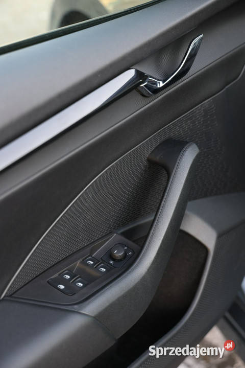 koda Octavia 15 150 TSI Ambition bezwypadkowy wielofunkcyjna kierownica Tychy