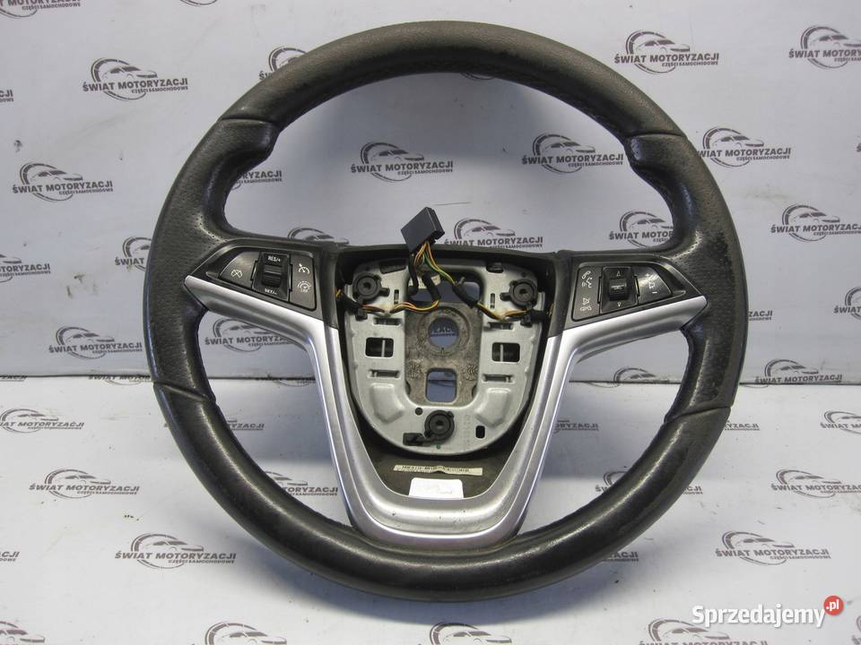 ASTRA J GTC 13r kierownica 13351028 13251692