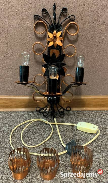 Unikatowa kuta lampa ścienna z miedzianymi Ustroń