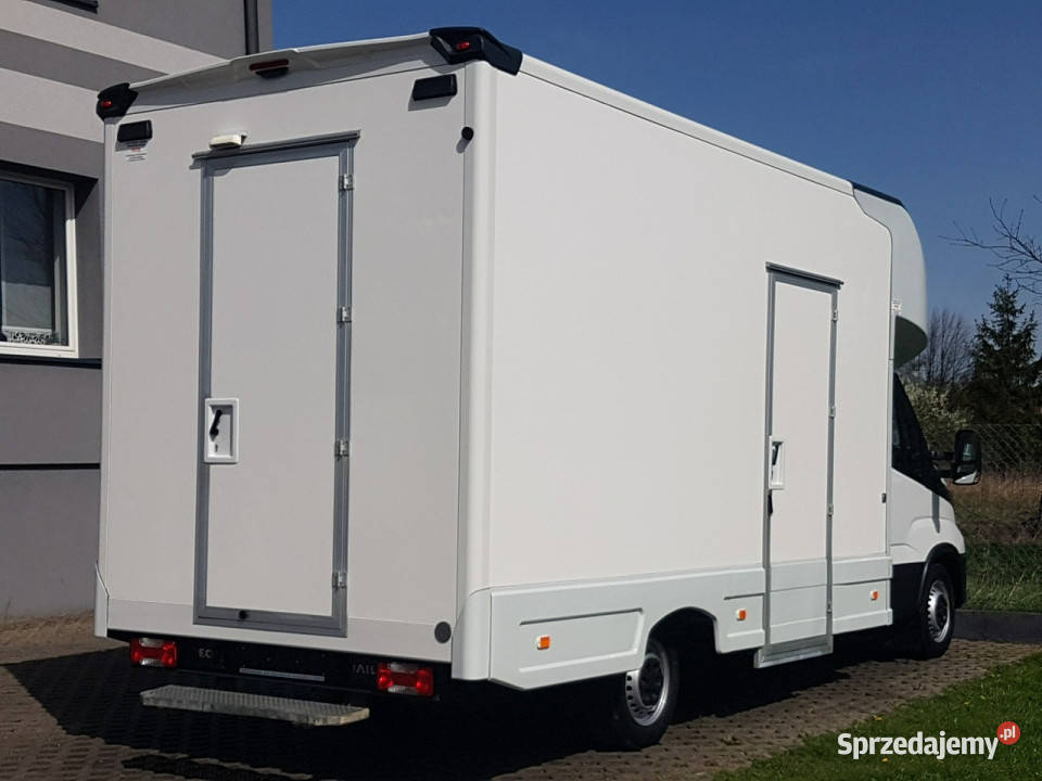 Iveco Daily KONTENER NISKOPODŁOGOWY 443x223x242 Rok produkcji 2020 Poręba