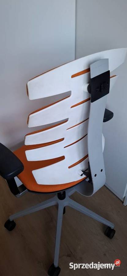 Krzesło obrotowe Sitag Wave innowacyjny fotel Piastów sprzedam